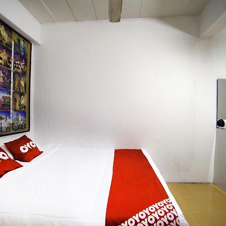 Oyo 560 Chang Hostel Suvarnabhumi バンコク都 エクステリア 写真