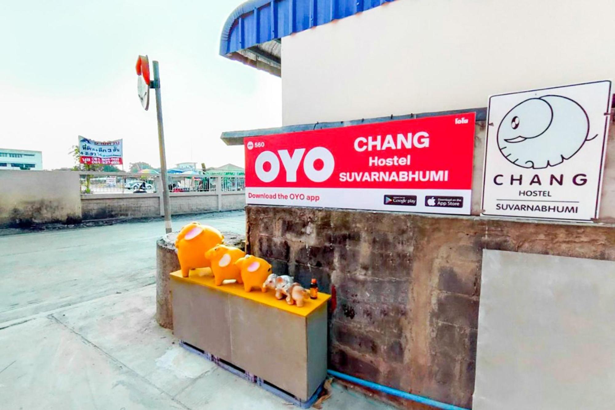 Oyo 560 Chang Hostel Suvarnabhumi バンコク都 エクステリア 写真