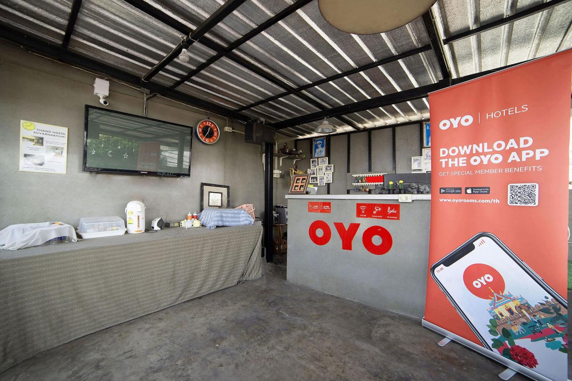 Oyo 560 Chang Hostel Suvarnabhumi バンコク都 エクステリア 写真